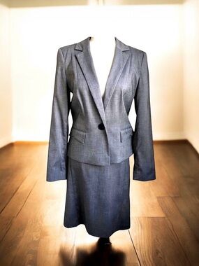 Atmosphere Skirt Suit Gray